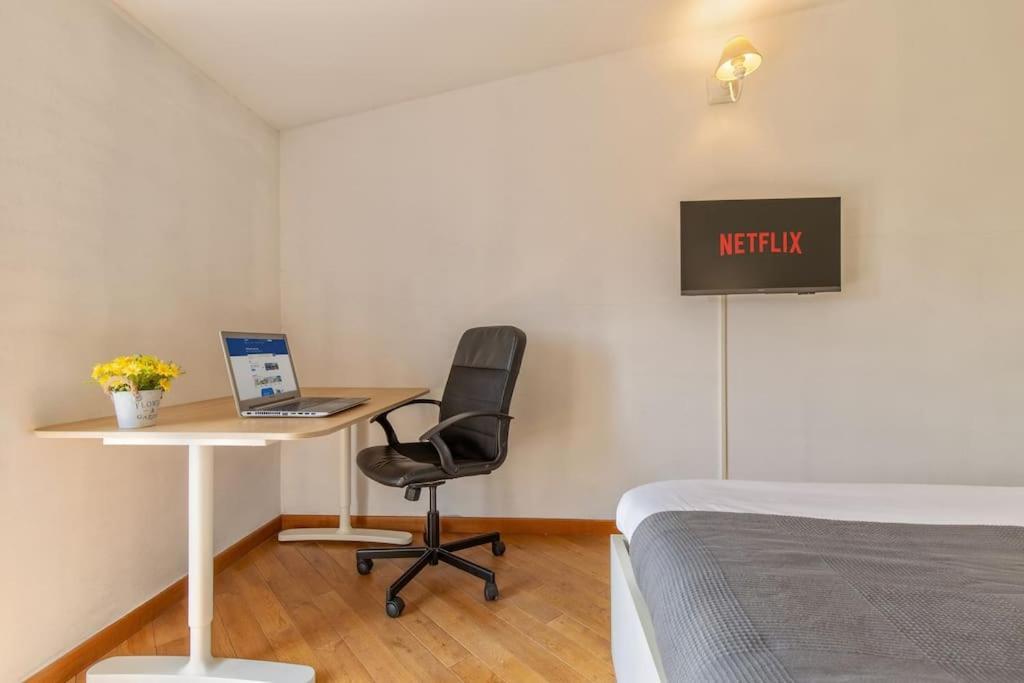 Unique & Strategic Flat, 50M From M4 Station Apartment Milano Exterior foto